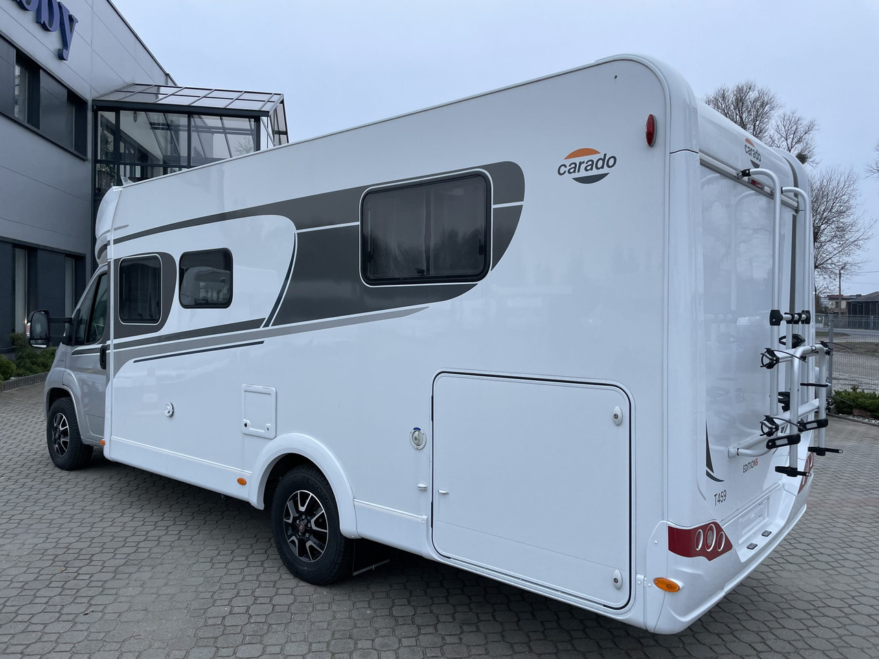 CARADO T459 2022 - Semi-integrated motorhome: picture 2