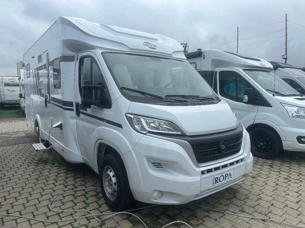 CARADO T 457 - CHIAVI IN MANO - Semi-integrated motorhome: picture 1