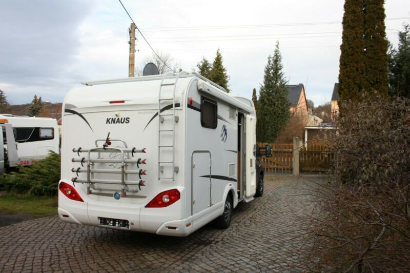 KNAUS Sky Wave 650 MG - Integrated motorhome: picture 4