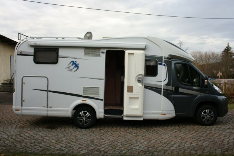 KNAUS Sky Wave 650 MG - Integrated motorhome: picture 3