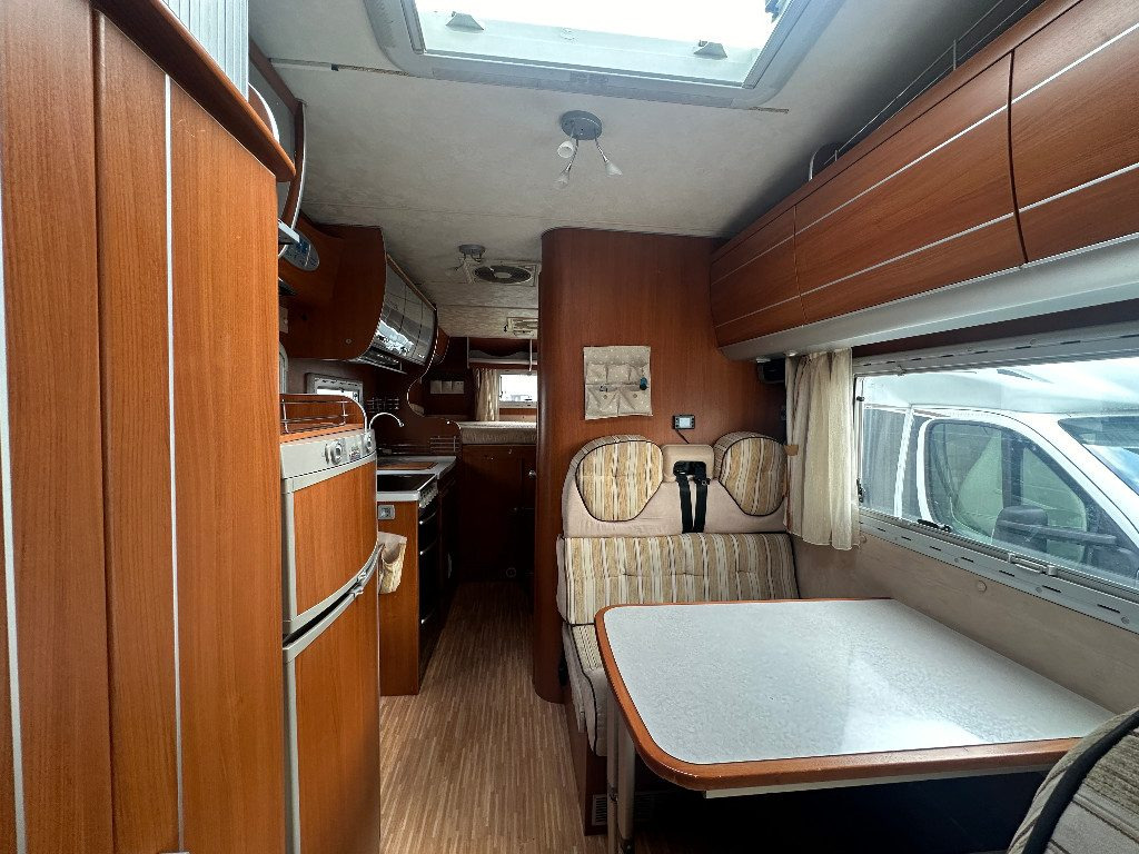 MCLOUIS TANDY 635 - Alcove motorhome: picture 2