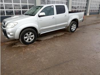 Pickup truck 2010 Toyota Hilux Invincible: picture 1