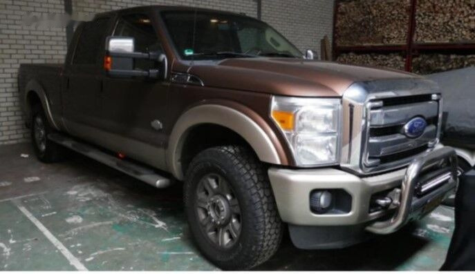 Ford F250 - Pickup truck: picture 4