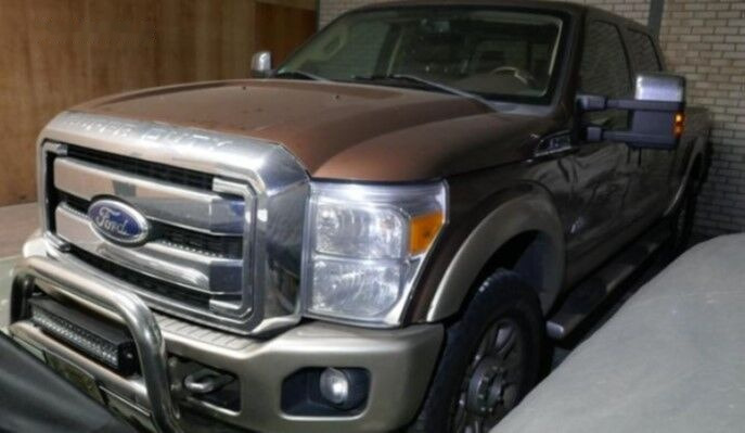 Ford F250 - Pickup truck: picture 3