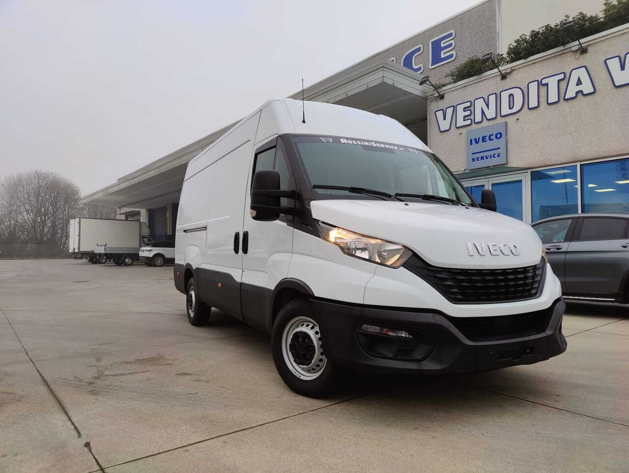 IVECO DAILY 35S14 LH2 - Panel van: picture 1