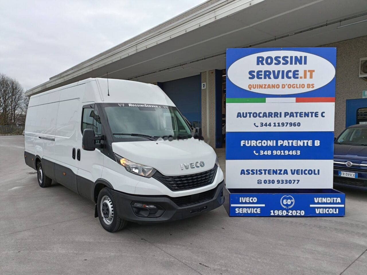 IVECO DAILY 35S16 - Panel van: picture 1