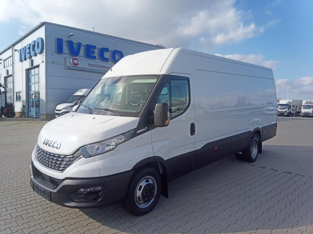 IVECO Daily 35C16A8V - Panel van: picture 1