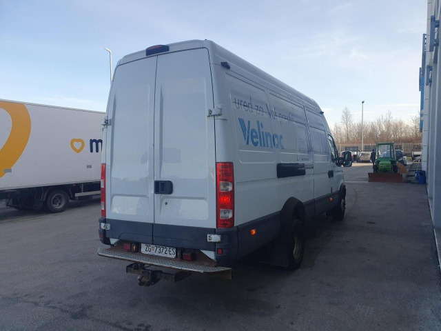 IVECO Daily 70C17V - Passenger van: picture 5