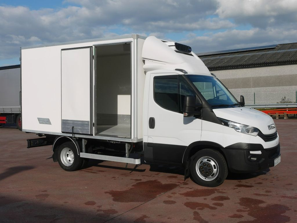 Iveco 35C14 DAILY KUHLKOFFER CARRIER VIENTO 200 A/C  - Refrigerated van: picture 3