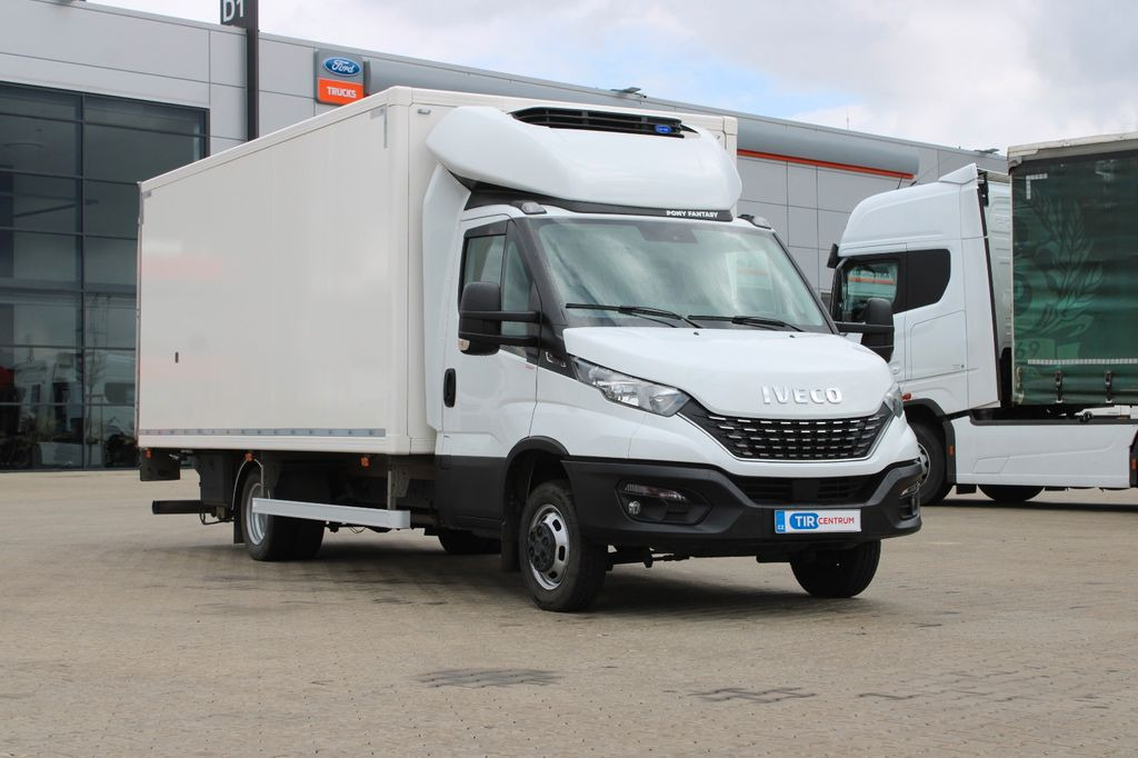 Iveco DAILY 50C180, CARRIER XARIOS 300,HYDRAULIC LIFT  - Refrigerated van: picture 2