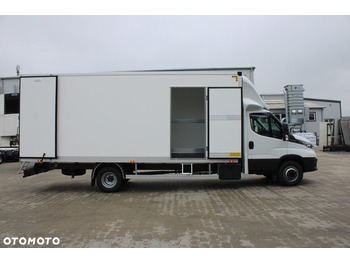 Iveco Daily - Box van: picture 1