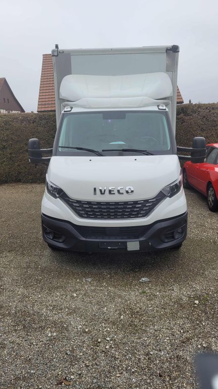 Iveco Daily 35S18  - Box van: picture 2