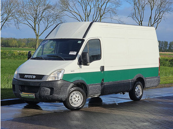 Iveco Daily 35 S 13 - Panel van: picture 2