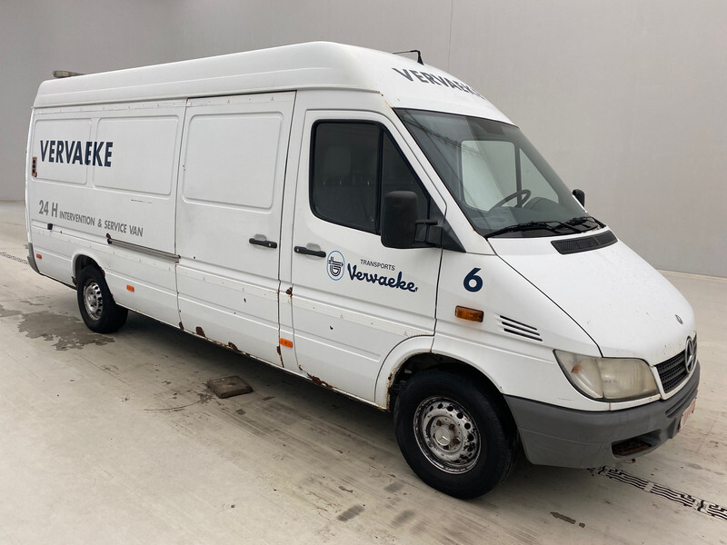 Mercedes-Benz Sprinter 311 CDi L3H2 - Panel van: picture 3