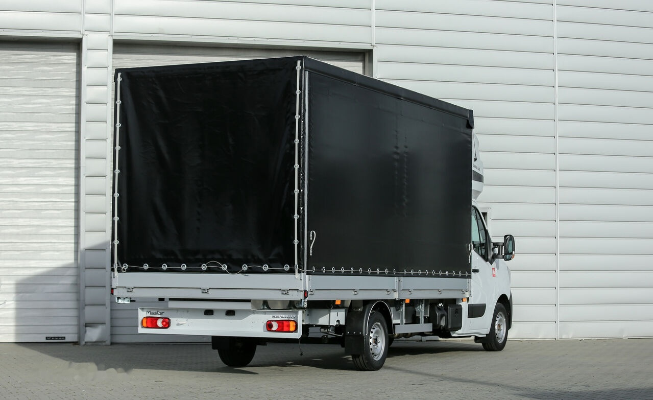 Renault Master - Curtain side van: picture 4