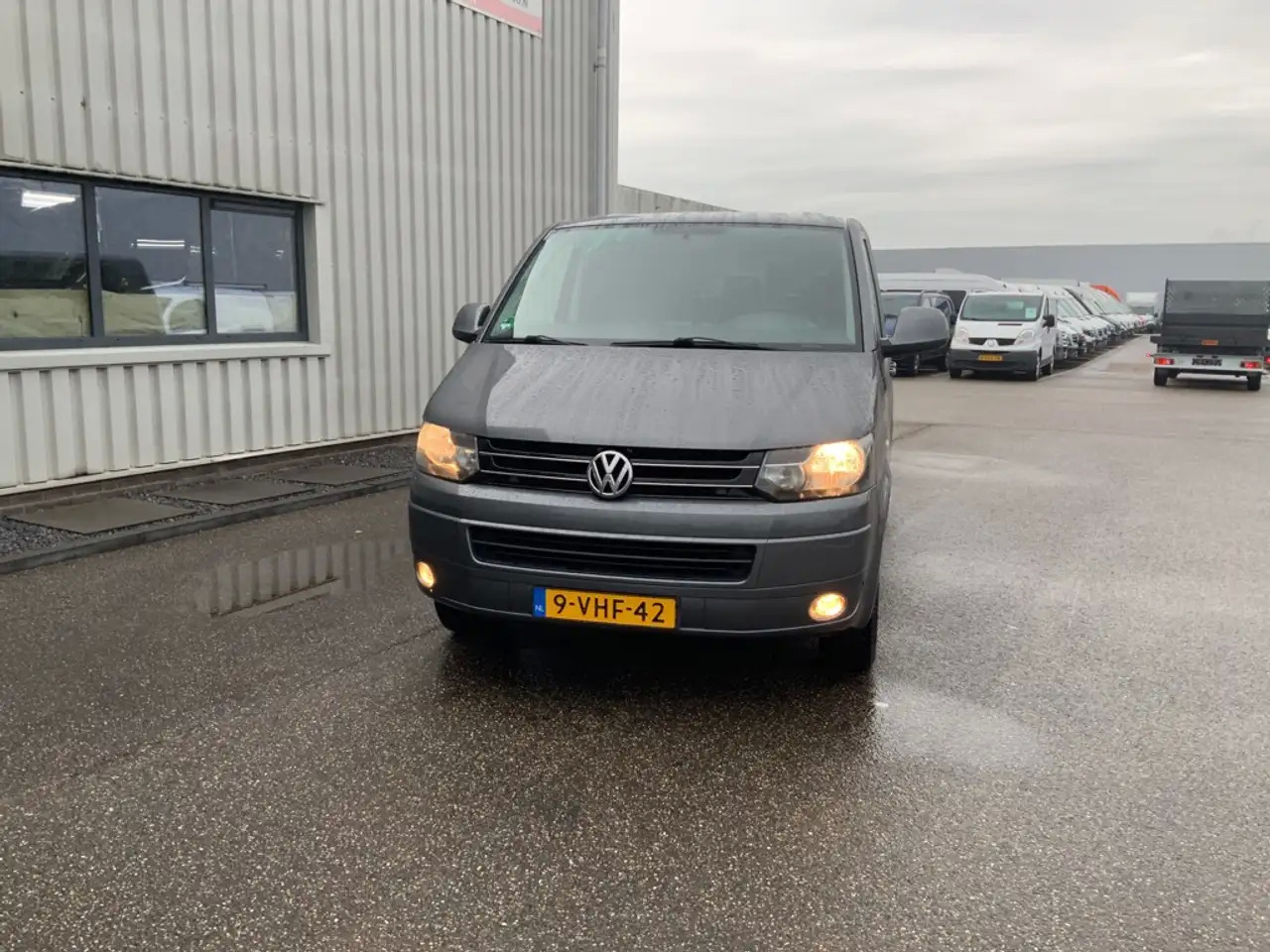 Volkswagen T5 Transporter 2.0 TDI L2H1 DC Comfortline Automaat Dub Cab & Dub - Combi van: picture 3