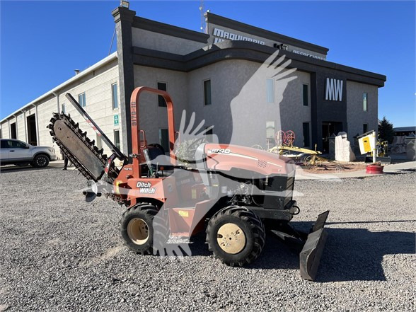 2004 DITCH WITCH RT40 17324 - Trencher: picture 1