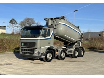 2011 Volvo FH-420 8x4R Silo - Concrete equipment, Truck: picture 1