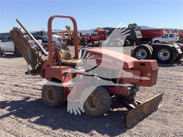 2014 DITCH WITCH RT45 15721 - Trencher: picture 5