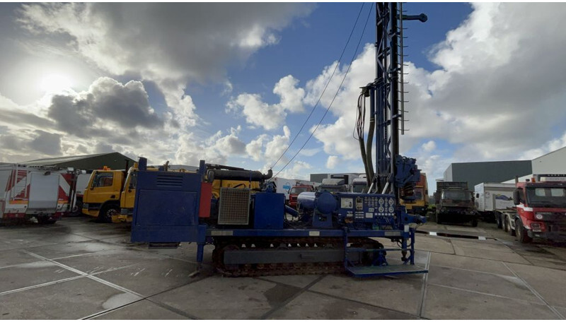 AGBO G200 R - Drilling rig: picture 3