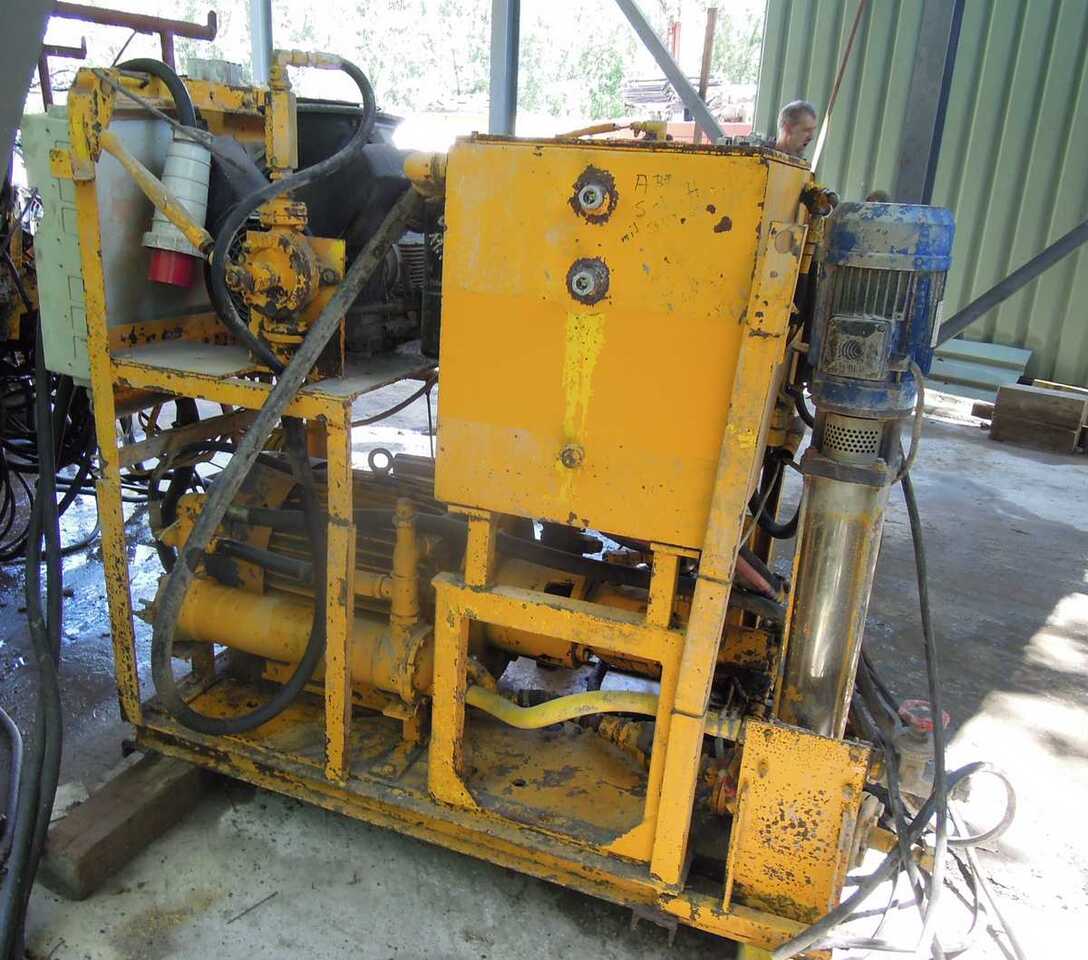 AtlasCopco BUT 6 EH drill boom  - Tunneling equipment: picture 4