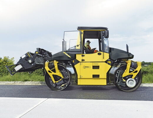 BOMAG  - Road roller: picture 1