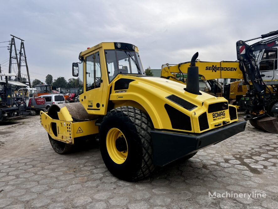 BOMAG BW216 DH-4 - Compactor: picture 1