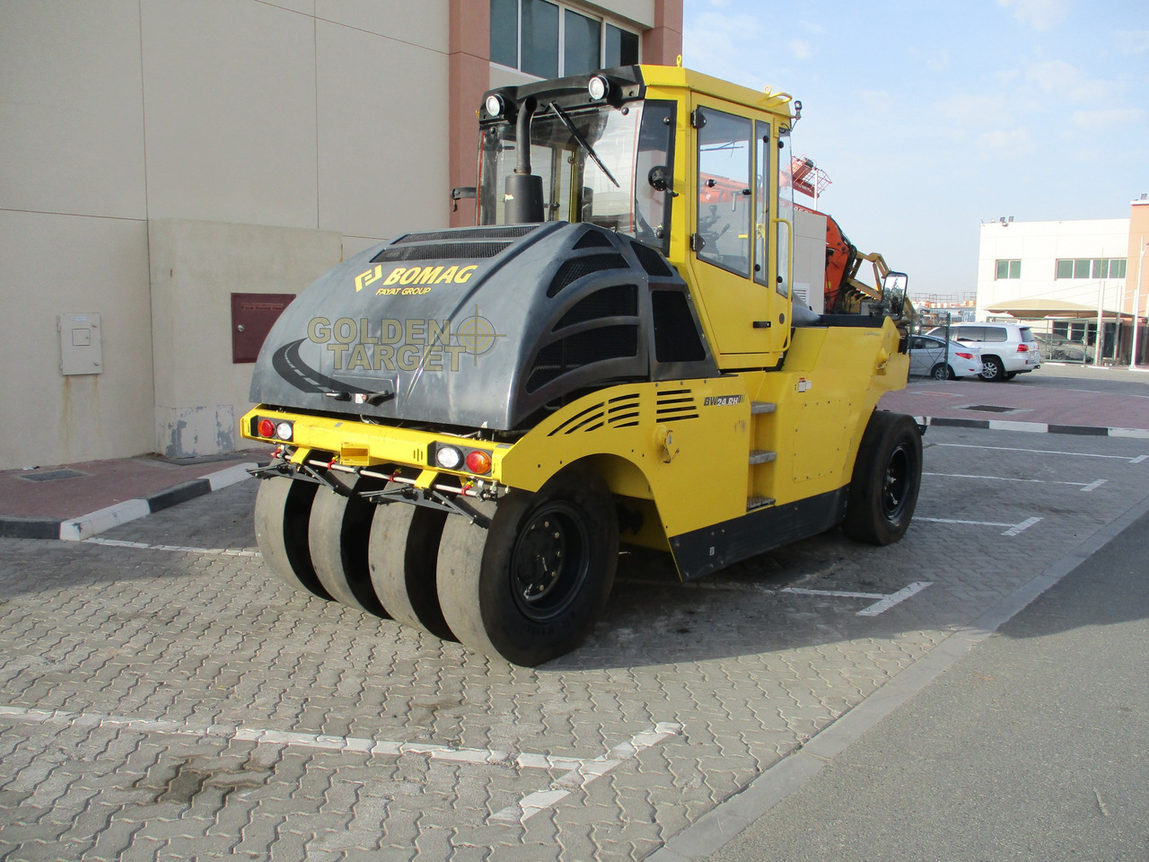 BOMAG BW24RH Vibratory Roller - Pneumatic roller: picture 3