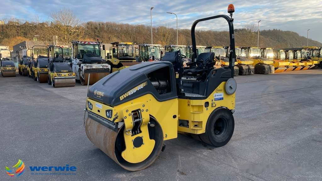 BOMAG BW 138 AC-5 - Road roller: picture 4