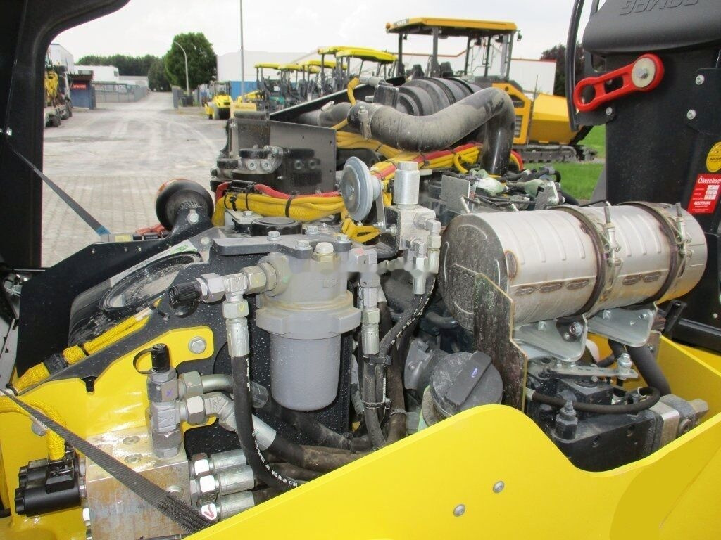 BOMAG BW 138 AD-5 - Road roller: picture 5