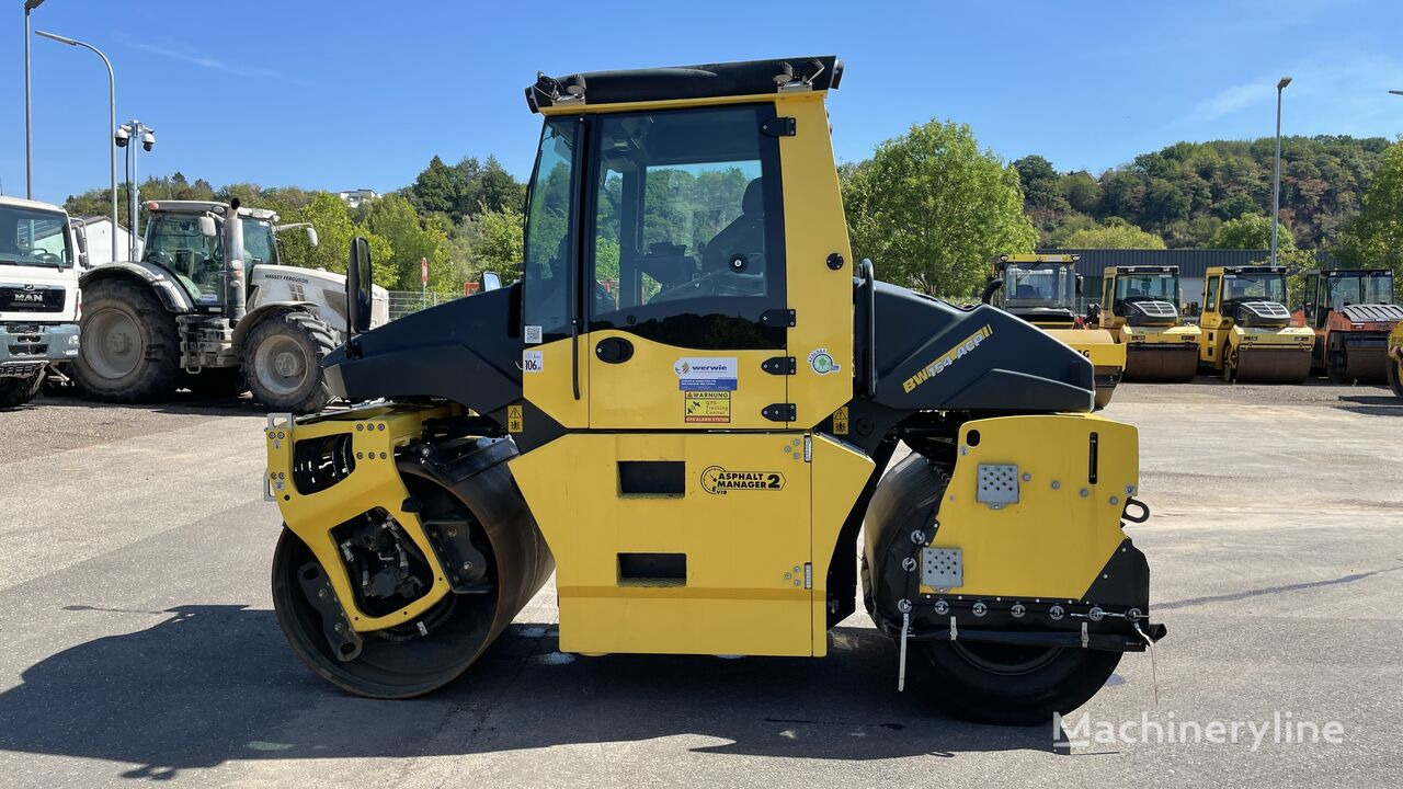 BOMAG BW 154 ACP-4v AM - Road roller: picture 4