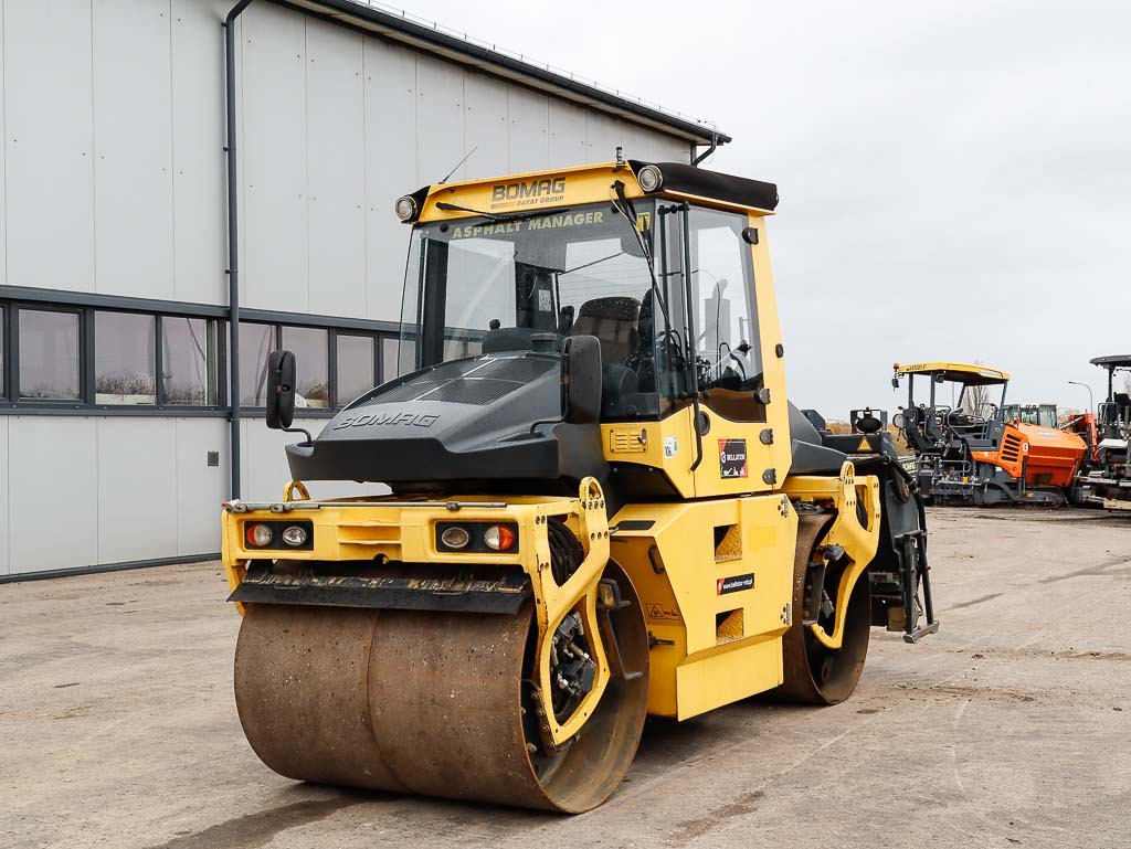 BOMAG BW 154 AP-AM - Road roller: picture 2
