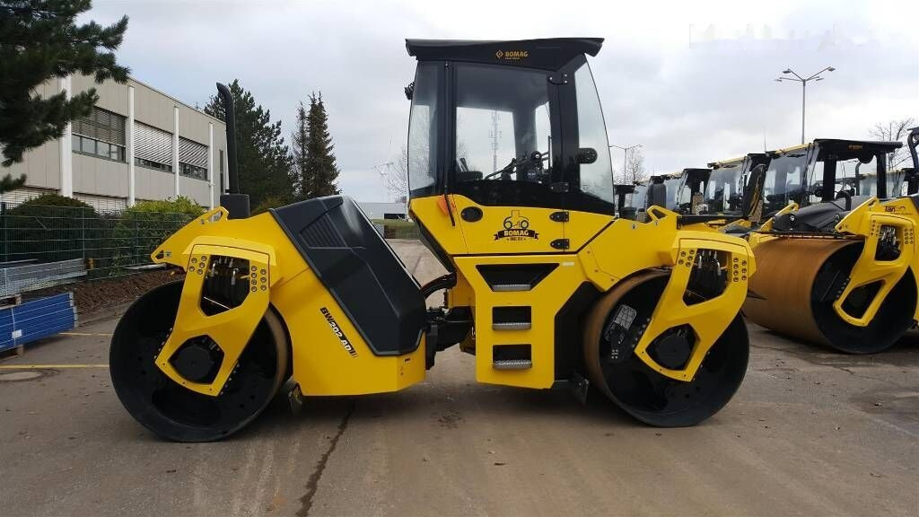 BOMAG BW 202AD-50 - Road roller: picture 3