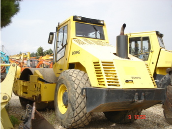 Roller BOMAG BW 214 DH 3: picture 1