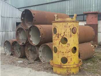 Drilling rig Bauer 1000 mm double wall casings: picture 1