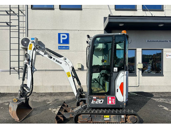 Bobcat E 20 kallistaja + 6x työlaitetta  - Mini excavator: picture 1