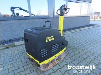 Vibratory plate Bomag BPR70/70S: picture 1