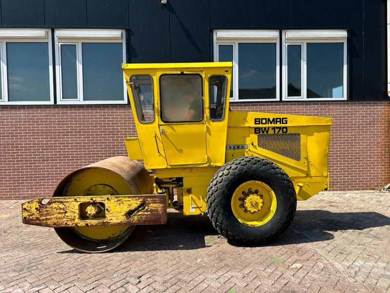 Bomag BW170D - Roller: picture 2