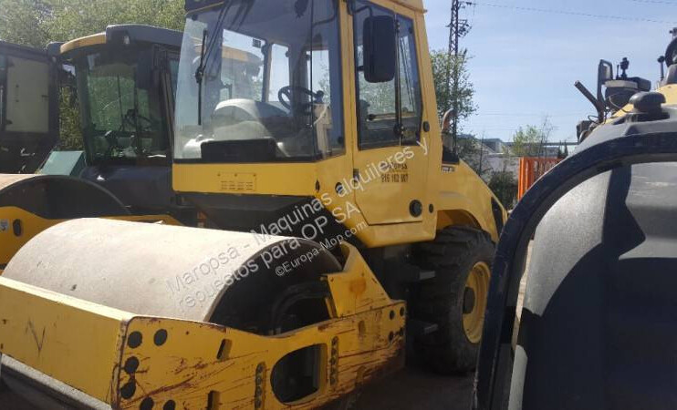 Bomag BW177 D-4 - Compactor: picture 1