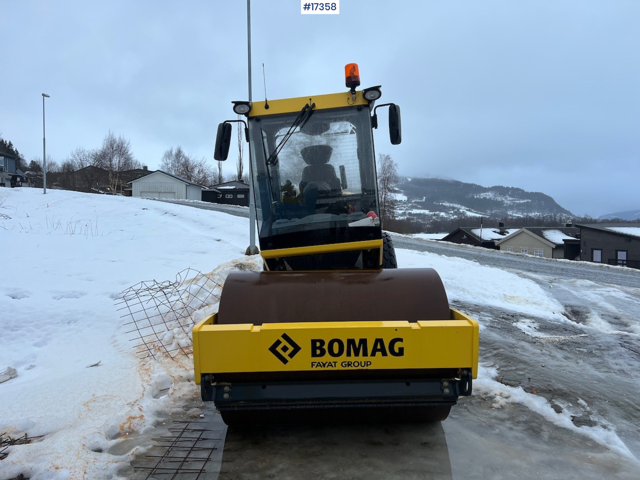 Bomag BW177 D-5 - Compactor: picture 2
