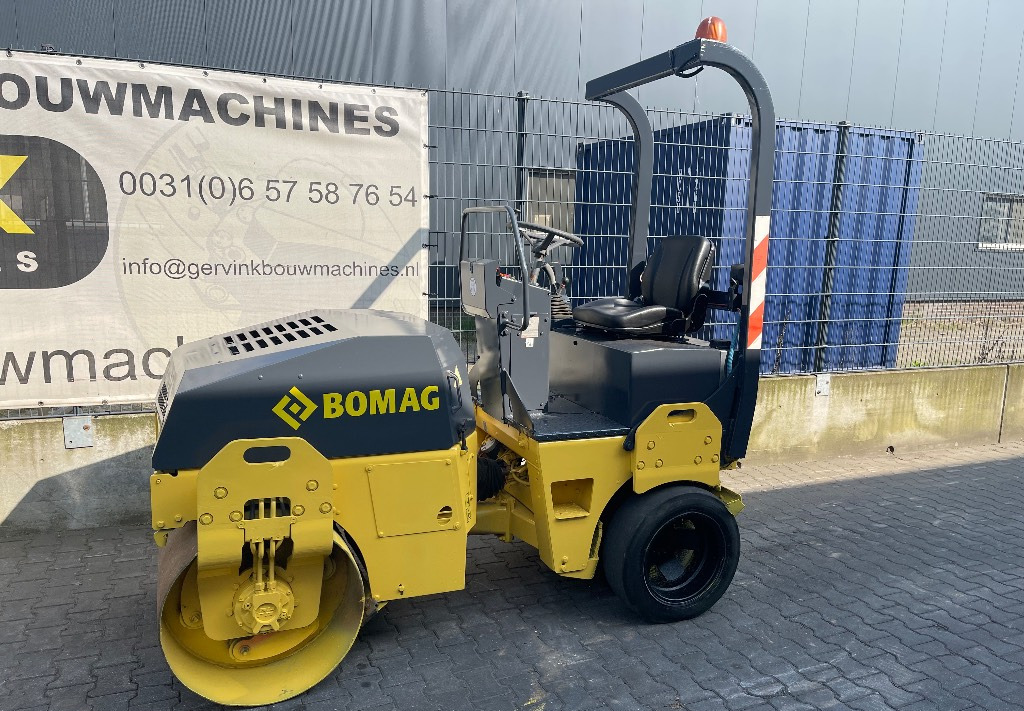 Bomag BW 120 AC-3  - Roller: picture 1