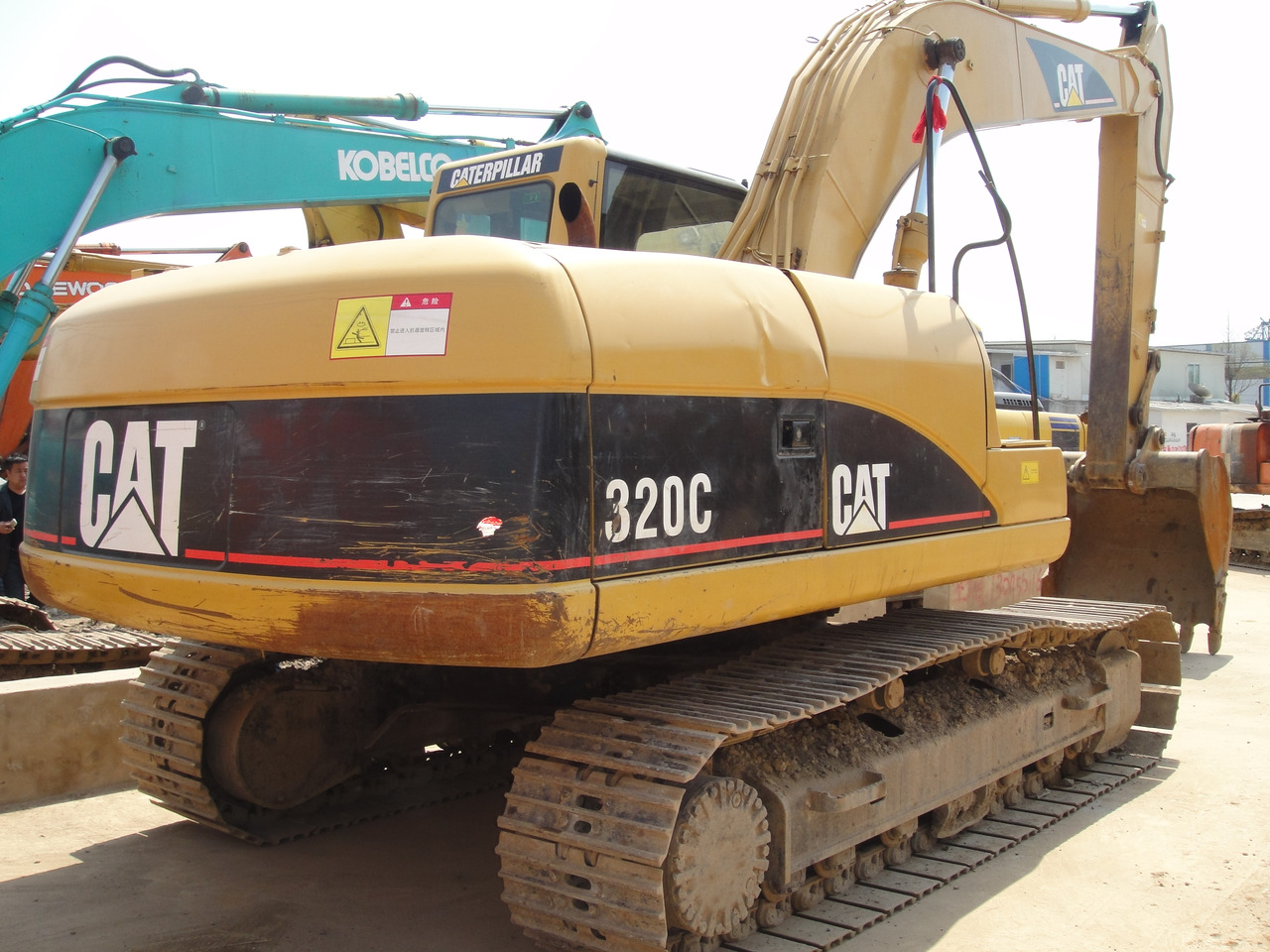 New Crawler excavator CATERPILLAR 320c 320CL: picture 6