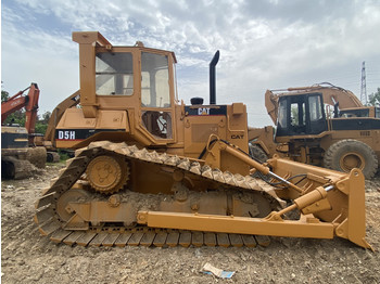 Bulldozer CATERPILLAR D5H: picture 1