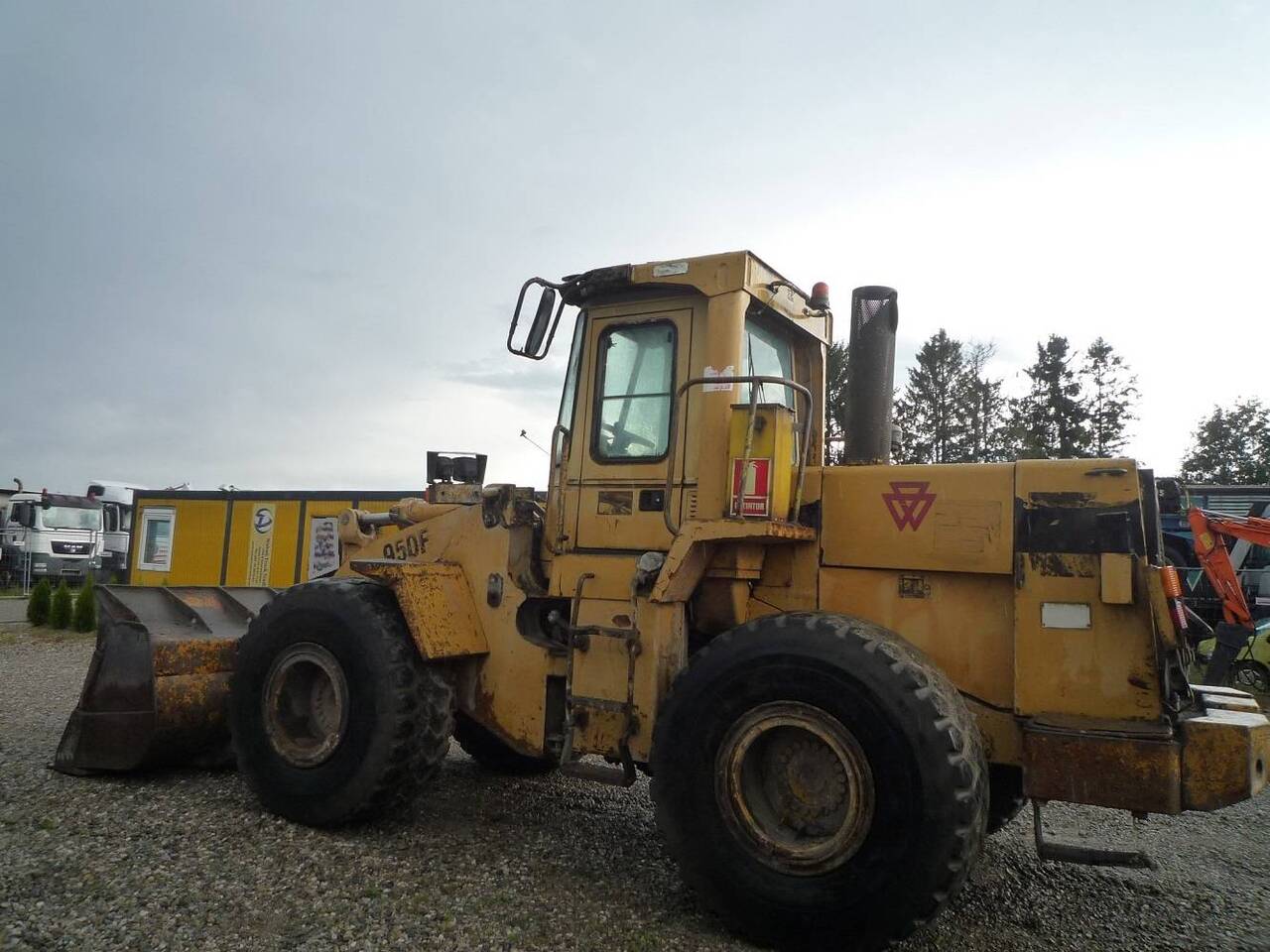 Wheel loader CATERPILLER 950 F: picture 8