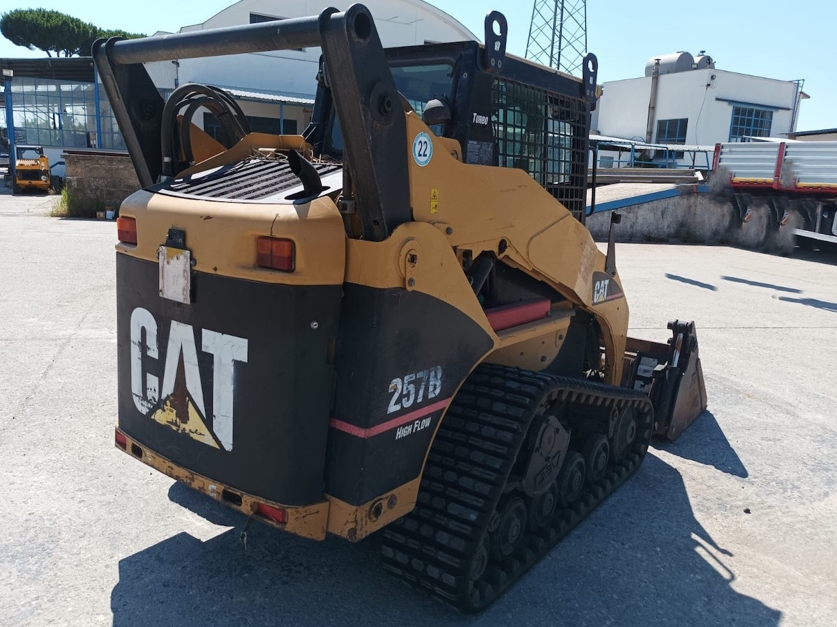 CAT 257B-HF - Compact track loader: picture 4
