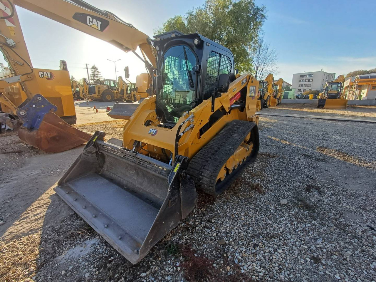 CAT 279D3 - Compact track loader: picture 1