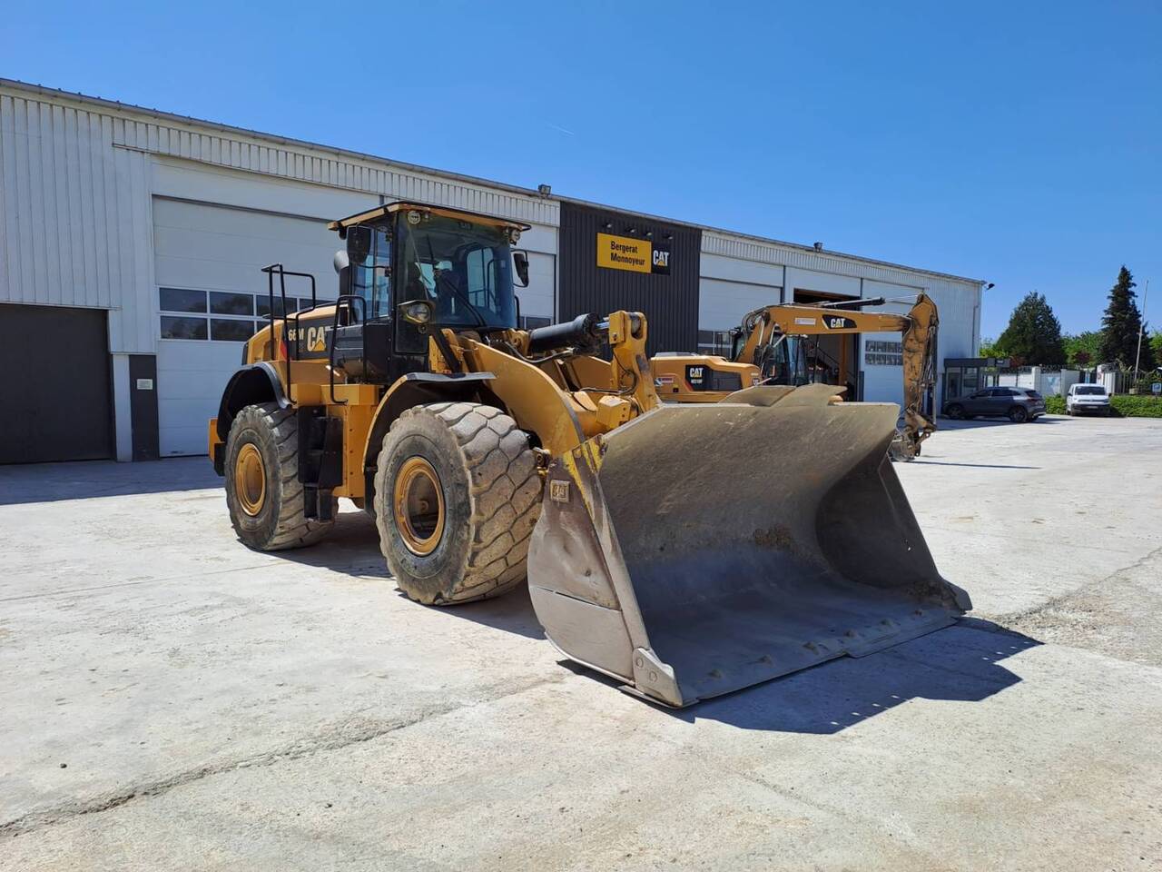 Wheel loader CAT 966M XE: picture 2