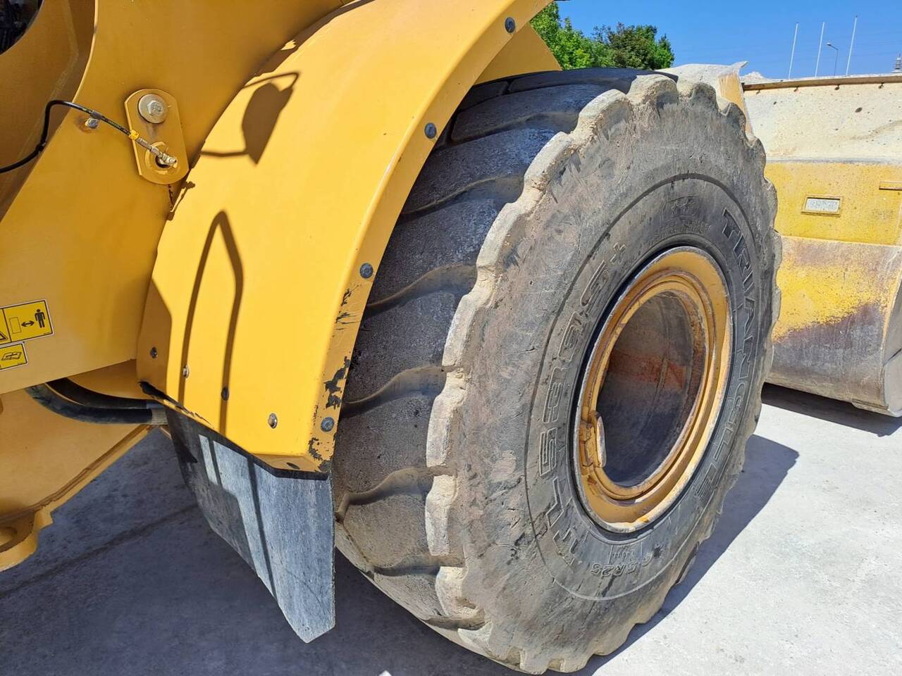 Wheel loader CAT 966M XE: picture 25