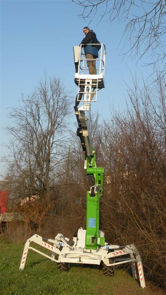 COMET XIRAFFE - Truck mounted aerial platform: picture 1