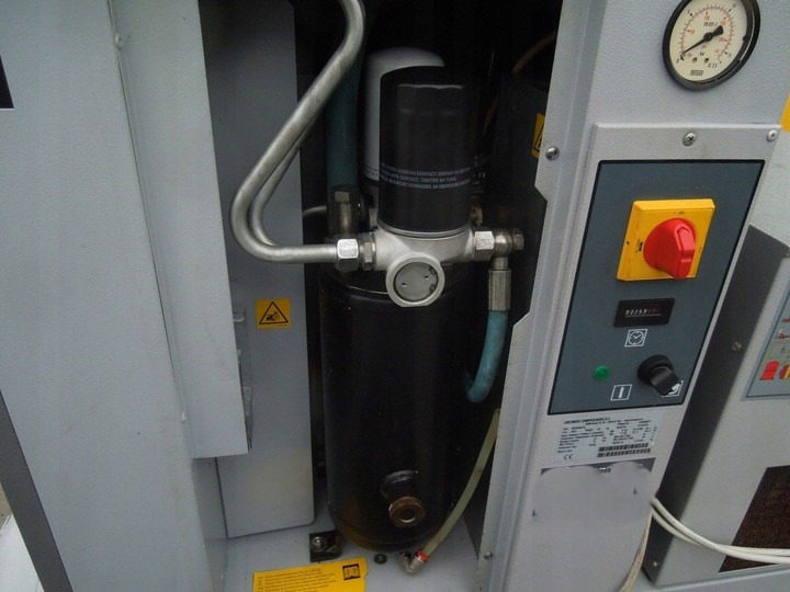 CREEMERS RCA3/200CD - Air compressor: picture 1